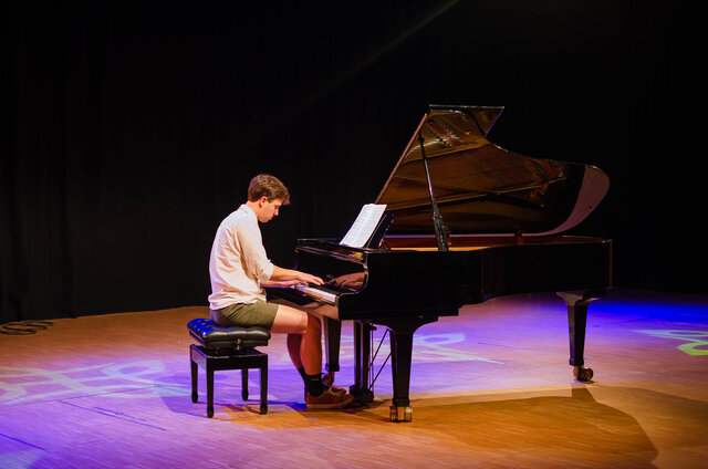 Giá trị đầu tư của đàn piano trong nghệ thuật biểu diễn Khía cạnh tài chính và thẩm mỹ